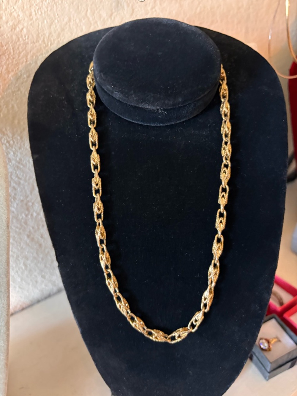 Estate Substantial Gold Chain/Necklace